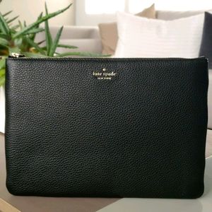 ♠️Kate Spade large zip pouch black
